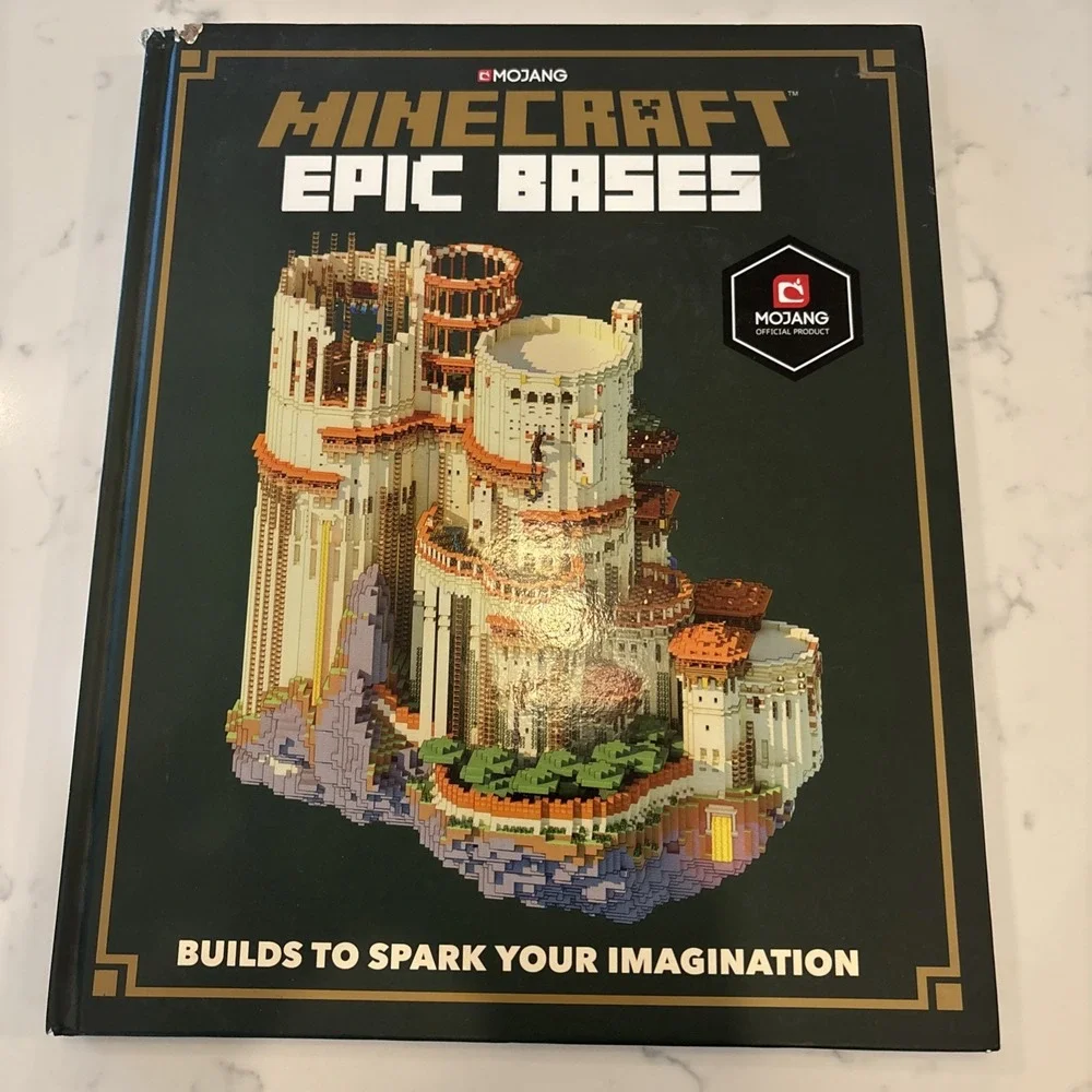 Minecraft: Epic Bases - Hardcover Mojang AB Builds To Spark Imagination